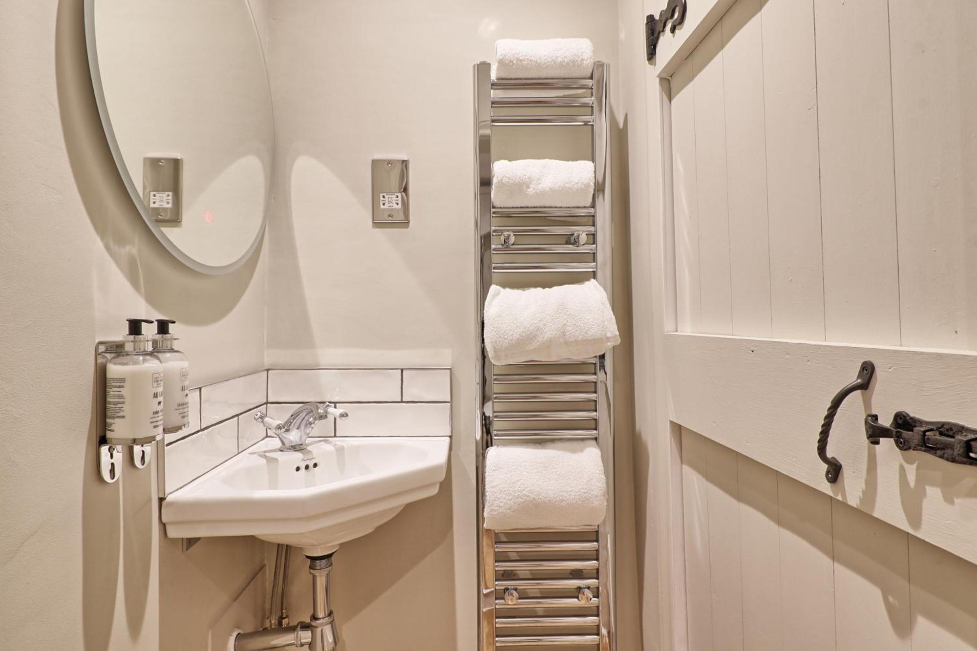 Ranfield'S Brasserie Hotel Rooms Coggeshall Kültér fotó