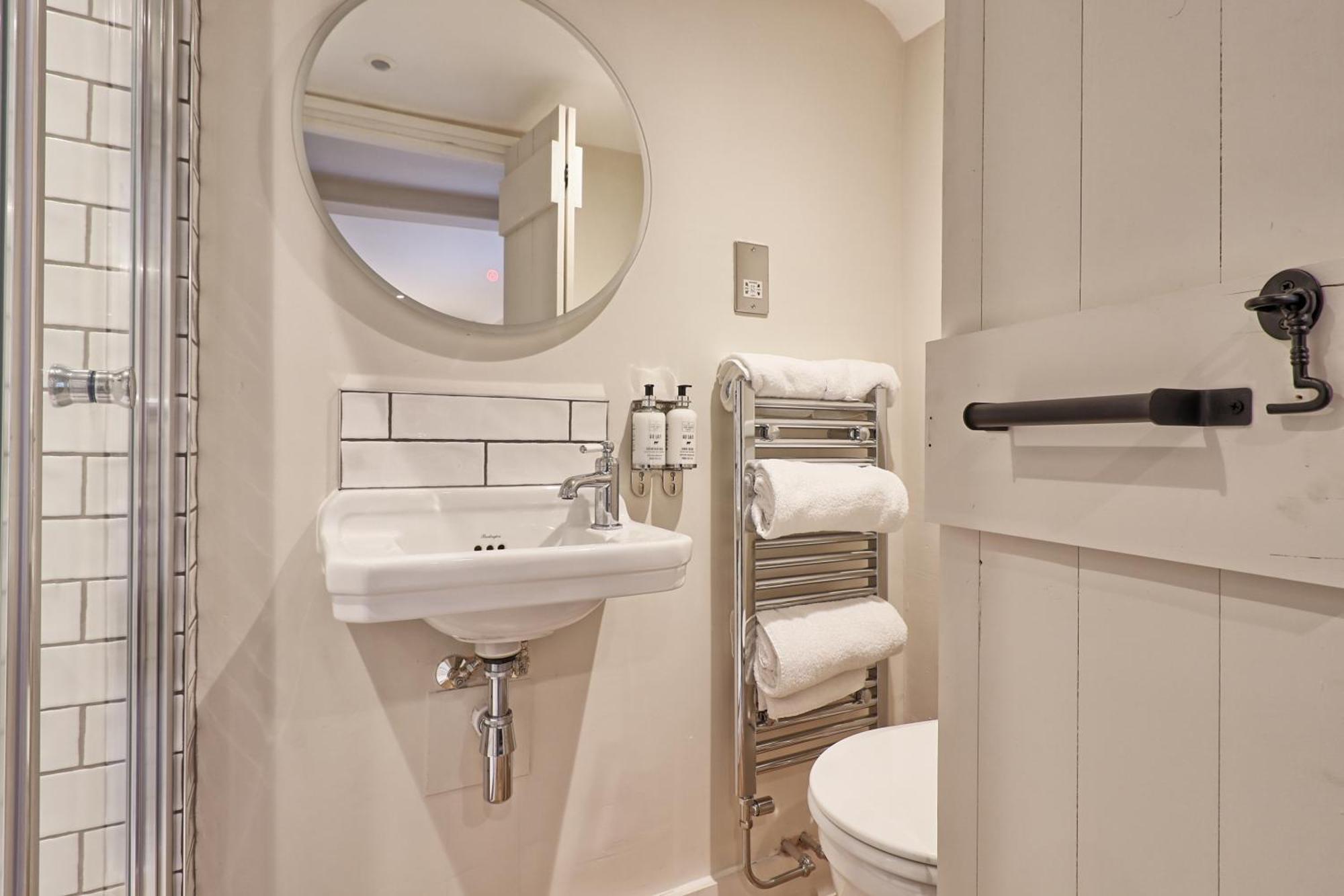 Ranfield'S Brasserie Hotel Rooms Coggeshall Kültér fotó