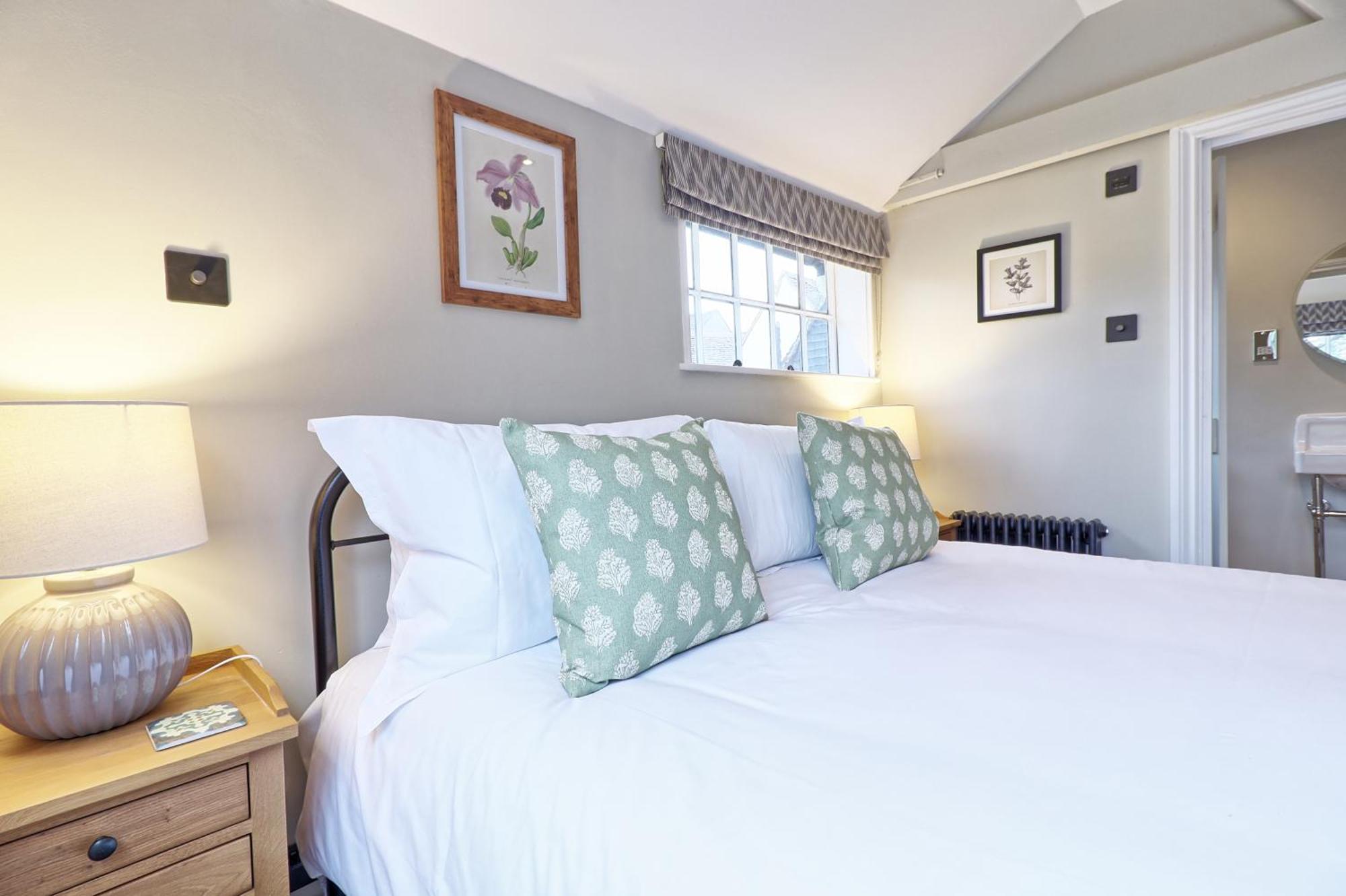 Ranfield'S Brasserie Hotel Rooms Coggeshall Kültér fotó